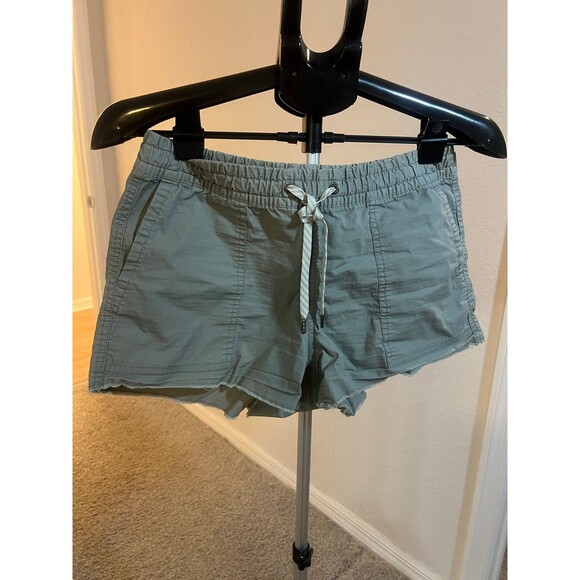 Vuori Women’s Vintage Ripstop Shorts in Eucalyptus Size X-Small - Picture 5 of 10